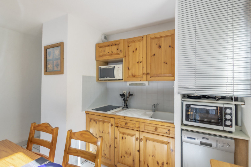 COIN CUISINE - STUDIO Z'ESHERRION 18 - VALLOIRE CENTRE