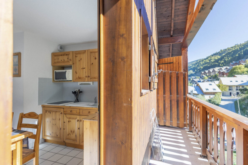 BALCON - STUDIO Z'ESHERRION 18 - VALLOIRE CENTRE BALCON - STUDIO Z'ESHERRION 18 - VALLOIRE CENTRE