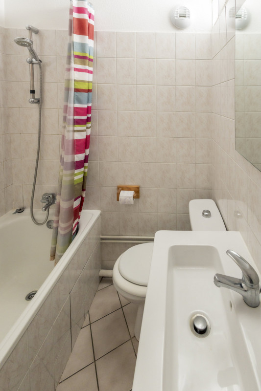 SALLE DE BAIN - STUDIO Z'ESHERRION 19 - VALLOIRE CENTRE