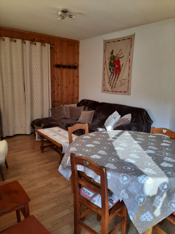 SALON - APPARTEMENT NEUVACHETTE 1 - VALLOIRE CENTRE - VALLOIRE RESERVATIONS SALON - APPARTEMENT NEUVACHETTE 1 - VALLOIRE CENTRE - VALLOIRE RESERVATIONS