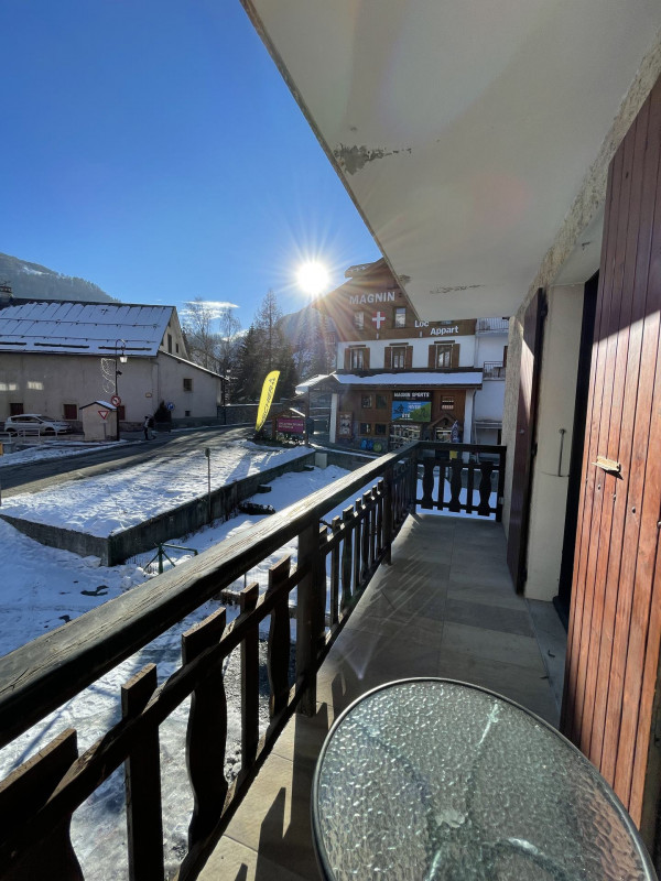 BALCON - CHALET ANGE N°2 - VALLOIRE CENTRE BALCON - CHALET ANGE N°2 - VALLOIRE CENTRE