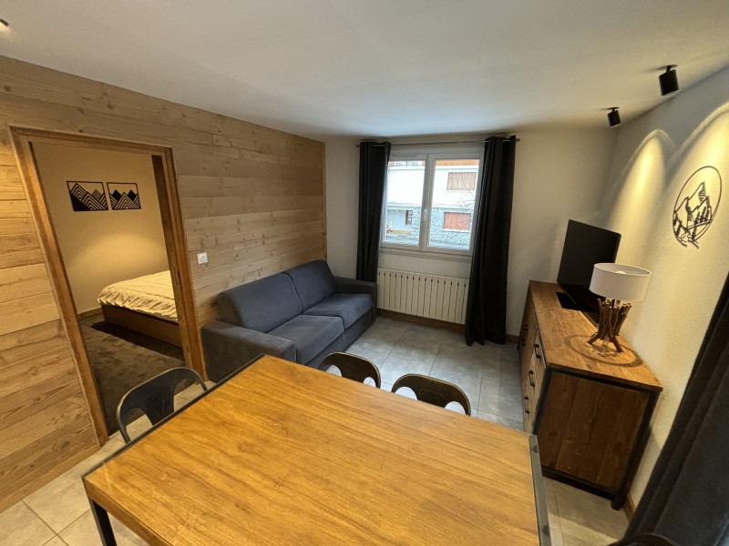 SALLE A MANGER- CHALET ANGE N°3 - VALLOIRE CENTRE SALLE A MANGER- CHALET ANGE N°3 - VALLOIRE CENTRE