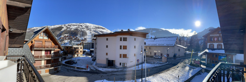 VUE DU BALCON - CHALET ANGE N°4 - VALLOIRE CENTRE VUE DU BALCON - CHALET ANGE N°4 - VALLOIRE CENTRE