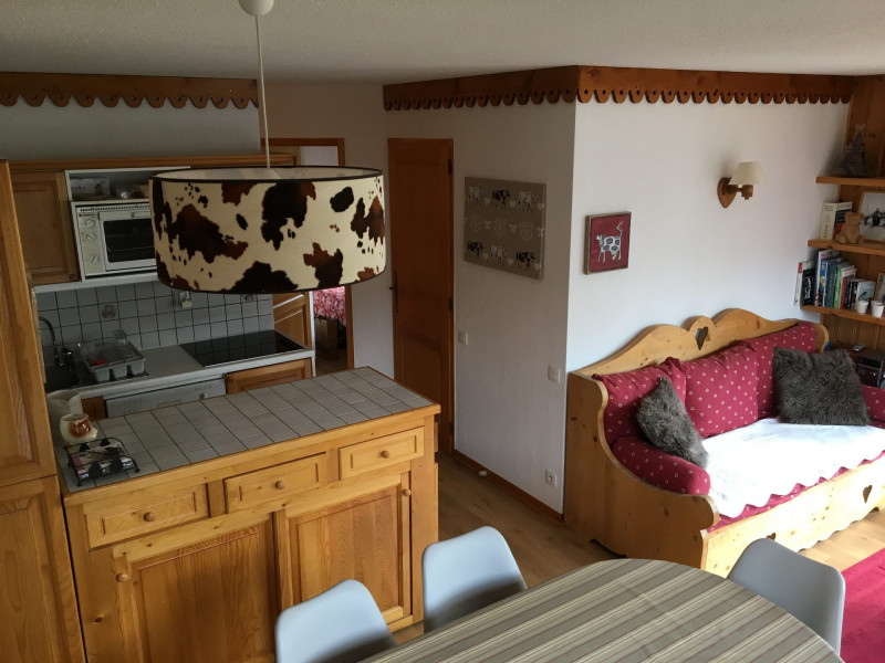 SALON - APPARTEMENT ARVETTE N°7 - LE PONTET - VALLOIRE RESERVATIONS SALON - APPARTEMENT ARVETTE N°7 - LE PONTET - VALLOIRE RESERVATIONS