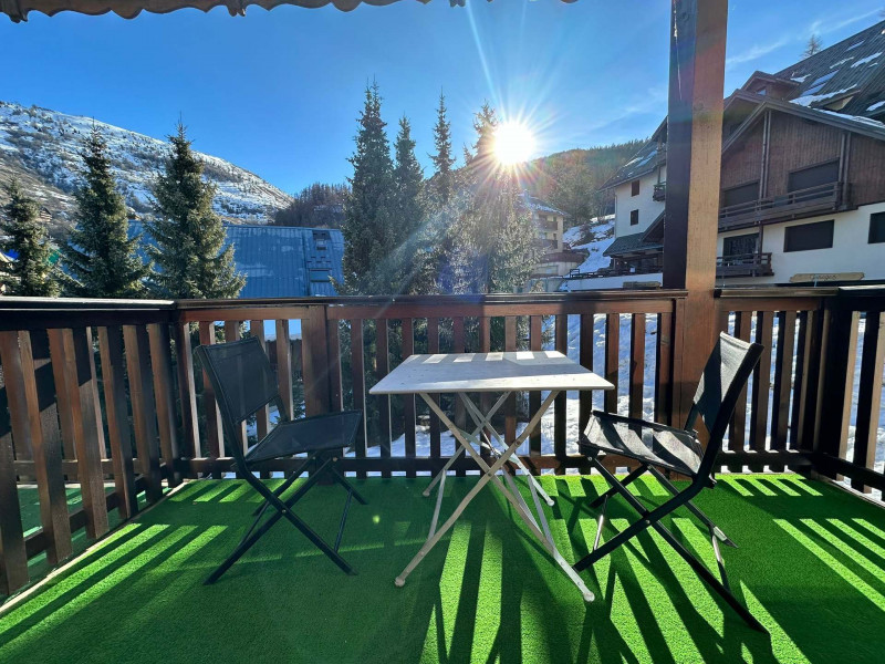 BALCON - CHALET DE TIGNY BRUYERE 3 - VALLOIRE CENTRE BALCON - CHALET DE TIGNY BRUYERE 3 - VALLOIRE CENTRE