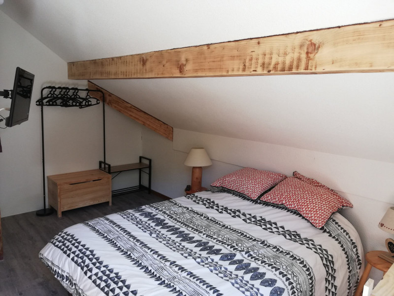 CHAMBRE - APPARTEMENT ROCHECHATEAU 27 - VALLOIRE CENTRE CHAMBRE - APPARTEMENT ROCHECHATEAU 27 - VALLOIRE CENTRE