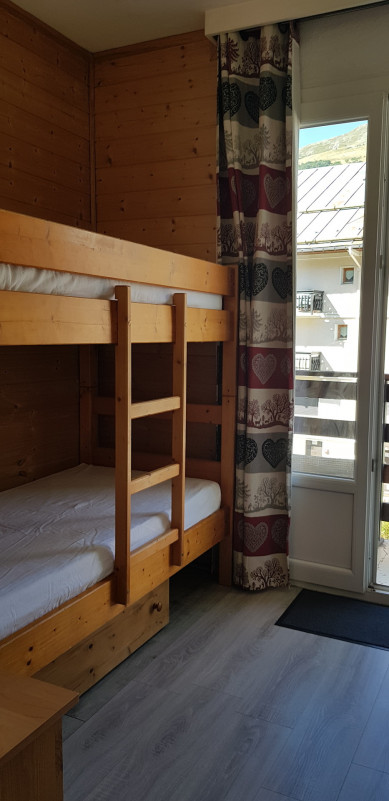 SALON - APPARTEMENT RAPIN 1112 - VALLOIRE CENTRE SALON - APPARTEMENT RAPIN 1112 - VALLOIRE CENTRE