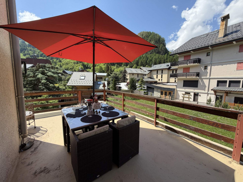 BALCON- APPARTEMENT RAPIN 34 - VALLOIRE CENTRE BALCON- APPARTEMENT RAPIN 34 - VALLOIRE CENTRE