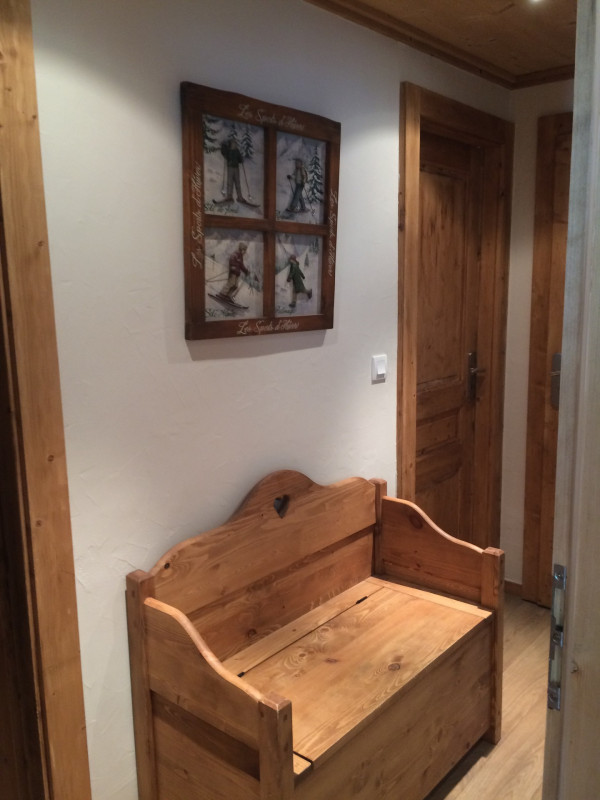 COULOIR - APPARTEMENT RESIDENCE GALIBIER 17 - VALLOIRE CENTRE COULOIR - APPARTEMENT RESIDENCE GALIBIER 17 - VALLOIRE CENTRE