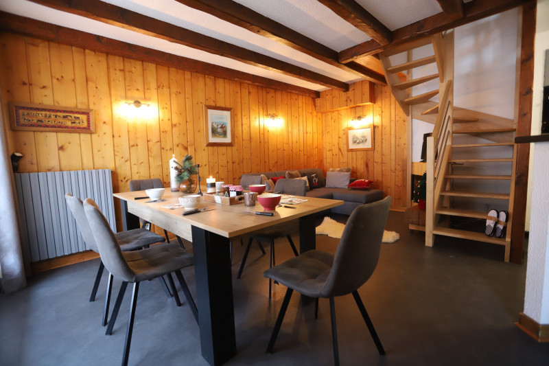 SALON - APPARTEMENT AUXSPORTS- VALLOIRE CENTRE - VALLOIRE RESERVATIONS