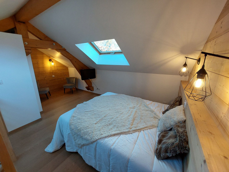 CHAMBRE - APPARTEMENT AUXSPORTS- VALLOIRE CENTRE CHAMBRE - APPARTEMENT AUXSPORTS- VALLOIRE CENTRE