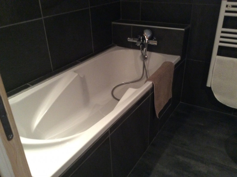 SALLE DE BAIN - APPARTEMENT AUXSPORTS B - VALLOIRE CENTRE SALLE DE BAIN - APPARTEMENT AUXSPORTS B - VALLOIRE CENTRE