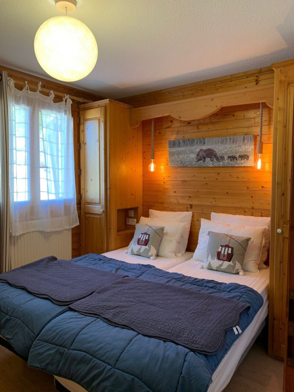 CHAMBRE 2 - APPARTEMENT OREE DES PISTES N°1 - VALLOIRE CENTRE - VALLOIRE RESERVATIONS CHAMBRE 2 - APPARTEMENT OREE DES PISTES N°1 - VALLOIRE CENTRE - VALLOIRE RESERVATIONS