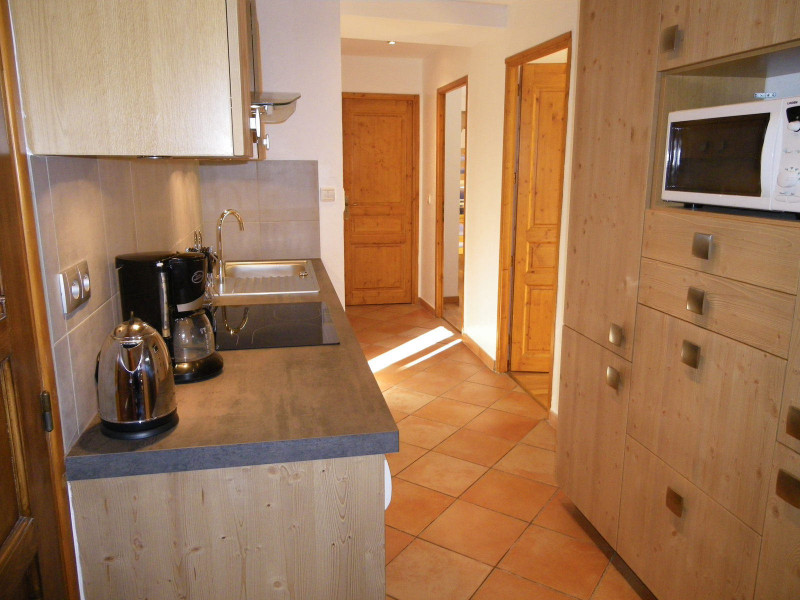 CUISINE - APPARTEMENT RAPIN ALAIN - VALLOIRE CENTRE CUISINE - APPARTEMENT RAPIN ALAIN - VALLOIRE CENTRE