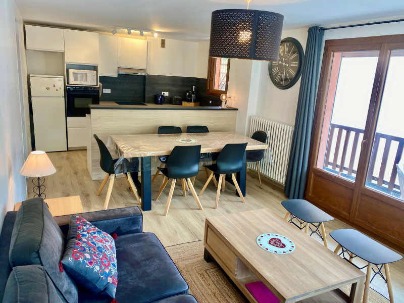 SALON - APPARTEMENT LA RESIDENCE 22 - VALLOIRE CENTRE - VALLOIRE RESERVATIONS