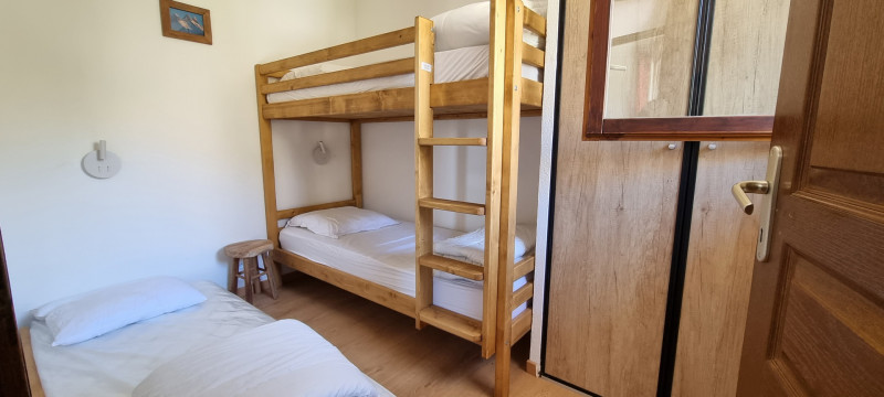 CHAMBRE- APPARTEMENT LES VALMONTS CHARDON 12 LES CHARBONNIERES VALLOIRE CHAMBRE- APPARTEMENT LES VALMONTS CHARDON 12 LES CHARBONNIERES VALLOIRE