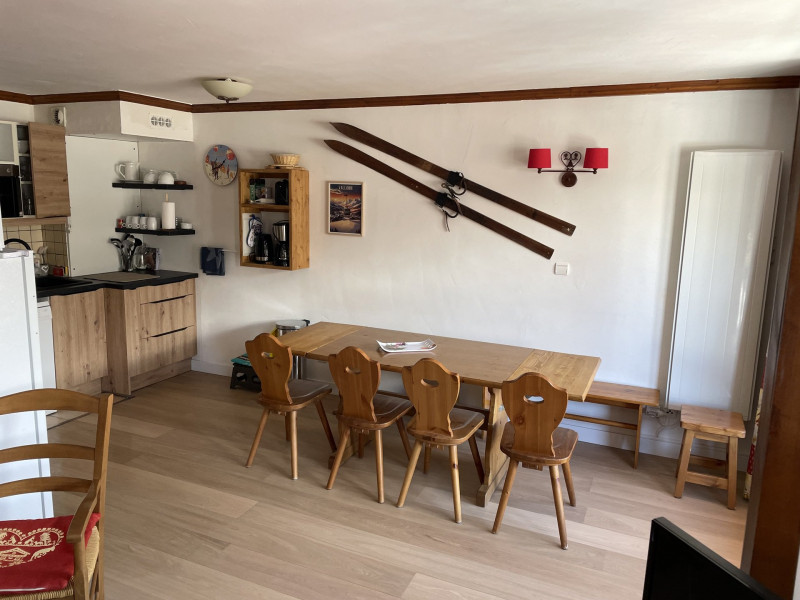 COIN REPAS - APPARTEMENT HAMEAU DE LA VALLEE D'OR GENTIANE 004 - LES CHARBONNIERES VALLOIRE
