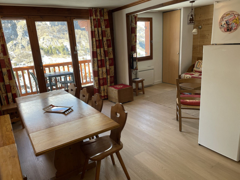 COIN REPAS - APPARTEMENT HAMEAU DE LA VALLEE D'OR GENTIANE 004 - LES CHARBONNIERES VALLOIRE COIN REPAS - APPARTEMENT HAMEAU DE LA VALLEE D'OR GENTIANE 004 - LES CHARBONNIERES VALLOIRE