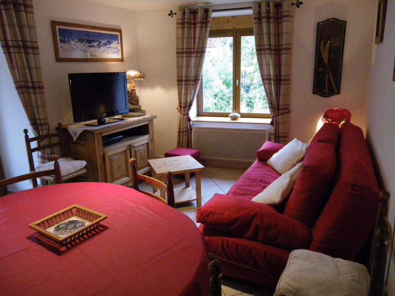 SALON - MAISON LUCINE APPARTEMENT 6 PERSONNES - VALLOIRE CENTRE - VALLOIRE RÉSERVATIONS SALON - MAISON LUCINE APPARTEMENT 6 PERSONNES - VALLOIRE CENTRE - VALLOIRE RÉSERVATIONS