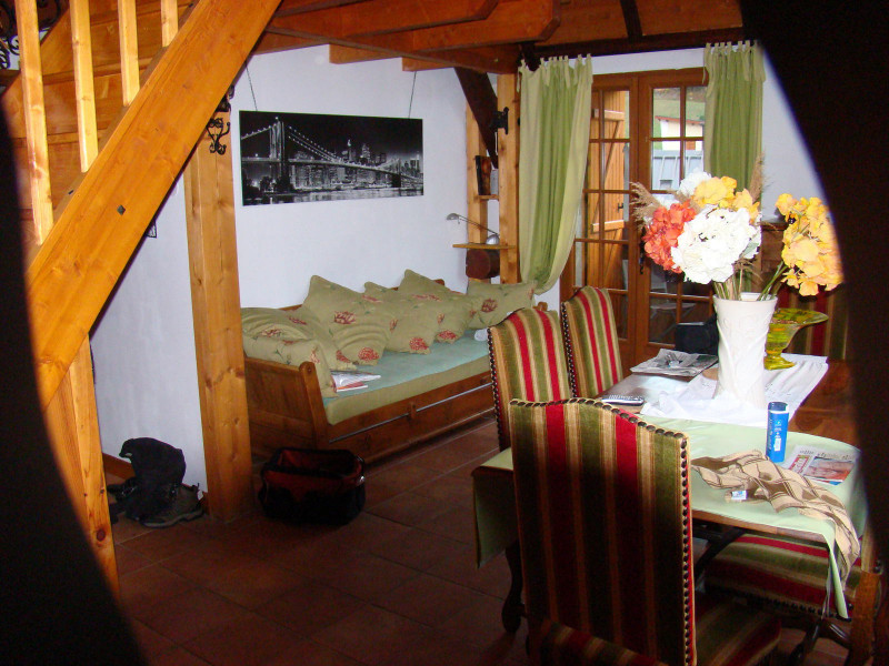 SALON - APPARTEMENT LENA MAISON LUCINE - VALLOIRE CENTRE - VALLOIRE RESERVATIONS SALON - APPARTEMENT LENA MAISON LUCINE - VALLOIRE CENTRE - VALLOIRE RESERVATIONS