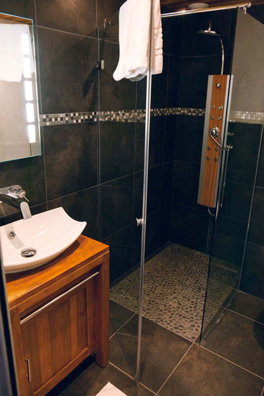 SALLE D'EAU - APPARTEMENT AUREA -VALLOIRE CENTRE SALLE D'EAU - APPARTEMENT AUREA -VALLOIRE CENTRE