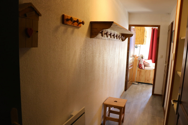 COULOIR - APPARTEMENT LES VALMONTS CHARDON 41 - LES CHARBONNIERES VALLOIRE COULOIR - APPARTEMENT LES VALMONTS CHARDON 41 - LES CHARBONNIERES VALLOIRE