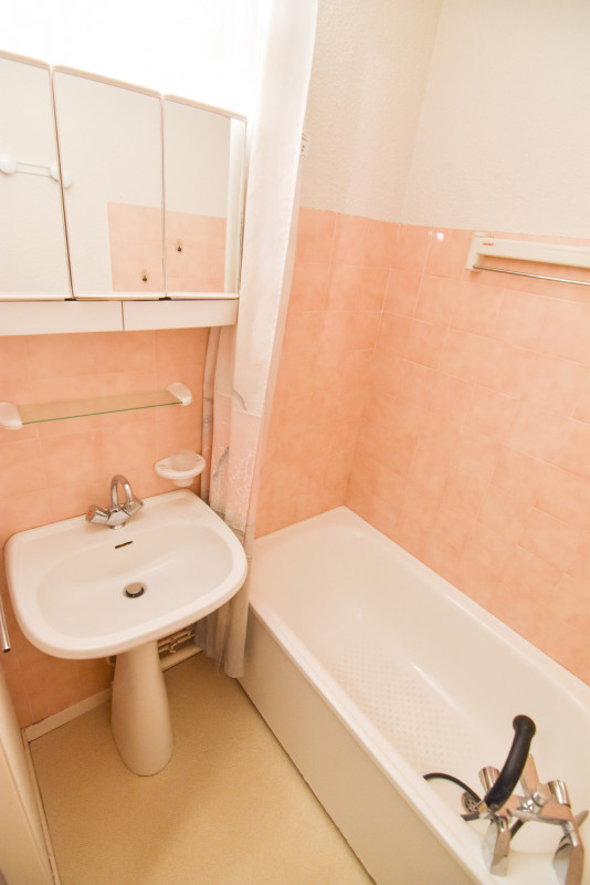 SALLE DE BAIN -  STUDIO THYMEL 18- VALLOIRE LES VERNEYS SALLE DE BAIN -  STUDIO THYMEL 18- VALLOIRE LES VERNEYS