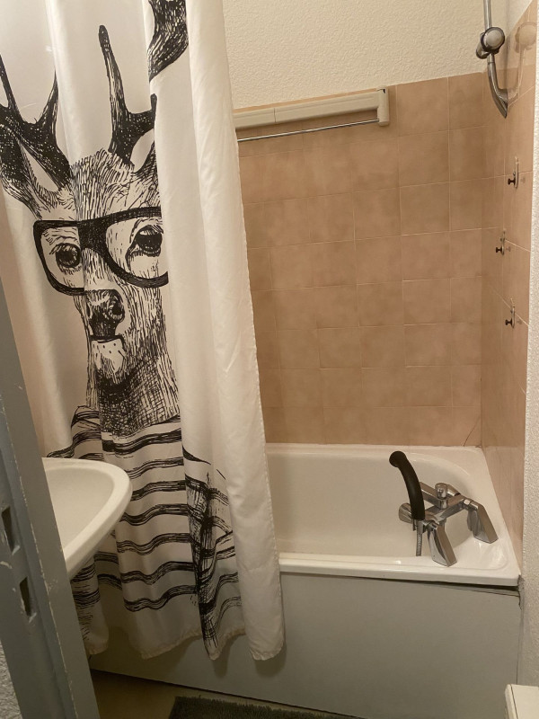 SALLE DE BAIN -  STUDIO THYMEL 18- VALLOIRE LES VERNEYS