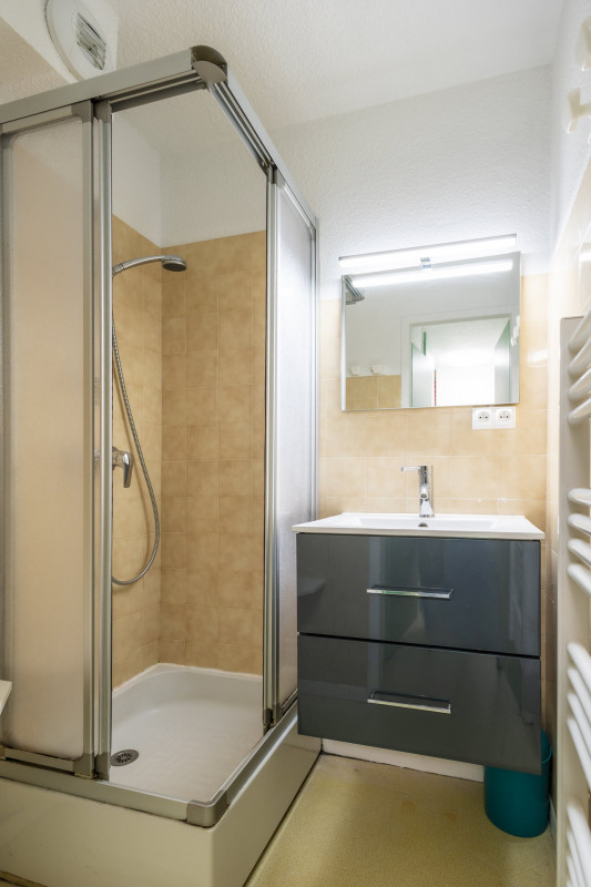 SALLE DE BAINS - APPARTEMENT THYMEL 22 - LES VERNEYS VALLOIRE