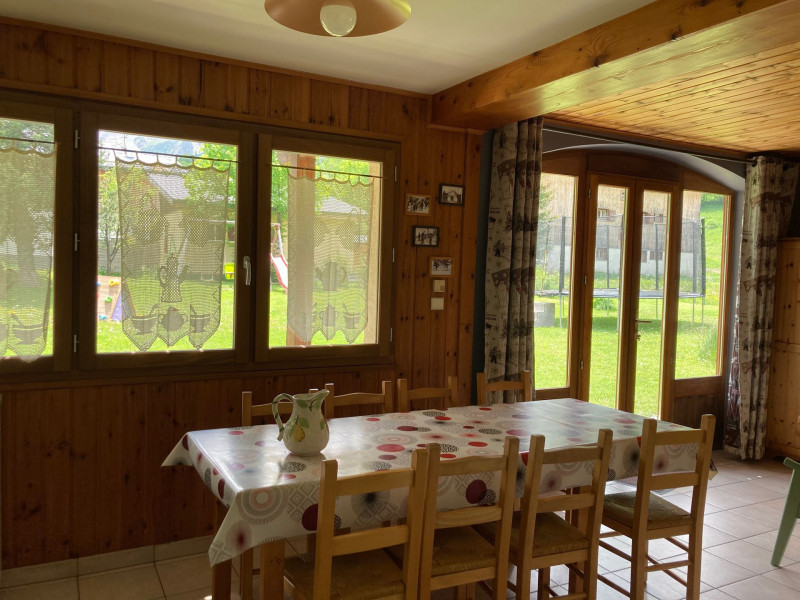 SALLE A MANGER - APPARTEMENT  LE BARILLON C - VALLOIRE LES VERNEYS - VALLOIRE RESERVATIONS SALLE A MANGER - APPARTEMENT  LE BARILLON C - VALLOIRE LES VERNEYS - VALLOIRE RESERVATIONS