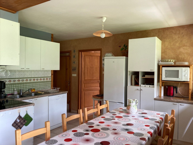CUISINE - APPARTEMENT LE BARILLON C - VALLOIRE LES VERNEYS - VALLOIRE RESERVATIONS CUISINE - APPARTEMENT LE BARILLON C - VALLOIRE LES VERNEYS - VALLOIRE RESERVATIONS