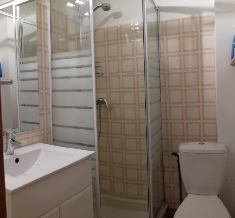 SALLE D'EAU - APPARTEMENT PRE MALIN 2 - VALLOIRE LES VERNEYS SALLE D'EAU - APPARTEMENT PRE MALIN 2 - VALLOIRE LES VERNEYS