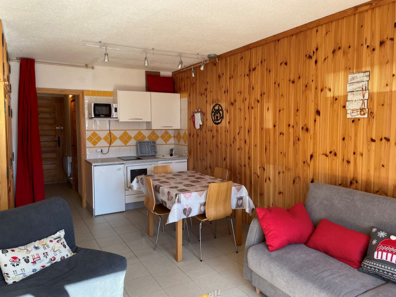 SEJOUR - STUDIO LES AROLLES G N°47 - VALLOIRE LES VERNEYS - VALLOIRE RESERVATIONS SEJOUR - STUDIO LES AROLLES G N°47 - VALLOIRE LES VERNEYS - VALLOIRE RESERVATIONS