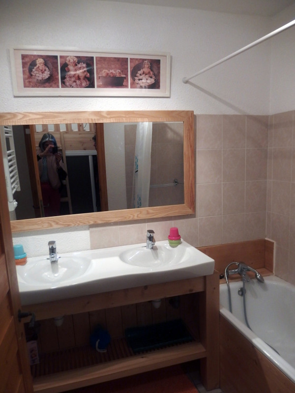 SALLE DE BAINS - APPARTEMENT LES AROLLES G N°54 - VALLOIRE LES VERNEYS SALLE DE BAINS - APPARTEMENT LES AROLLES G N°54 - VALLOIRE LES VERNEYS