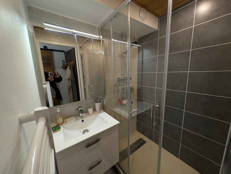 SALLE DE BAIN - STUDIO VERNEYS GALIBIER 2 - VALLOIRE LES VERNEYS
