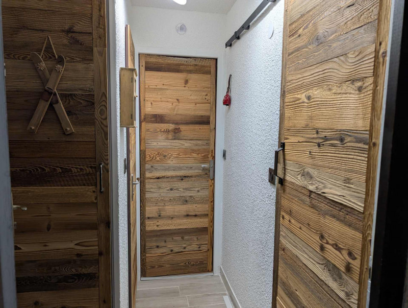 ENTREE - STUDIO VERNEYS GALIBIER 2 - VALLOIRE LES VERNEYS ENTREE - STUDIO VERNEYS GALIBIER 2 - VALLOIRE LES VERNEYS