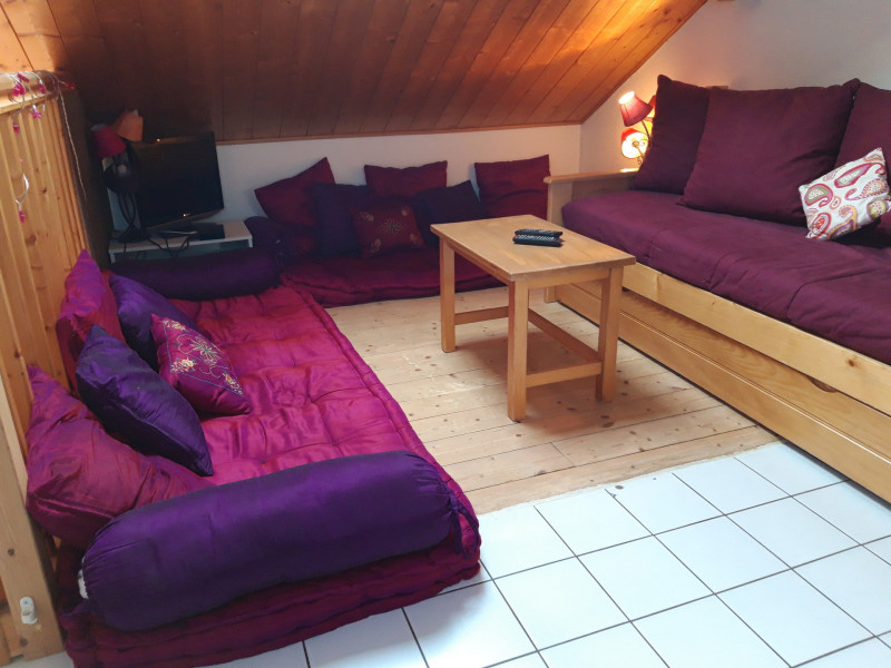 SALON - APPARTEMENT BEL ALP 19- VALLOIRE LES VERNEYS - VALLOIRE RESERVATIONS SALON - APPARTEMENT BEL ALP 19- VALLOIRE LES VERNEYS - VALLOIRE RESERVATIONS