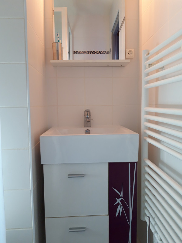 SALLE D'EAU - APPARTEMENT BEL ALP 19- VALLOIRE LES VERNEYS SALLE D'EAU - APPARTEMENT BEL ALP 19- VALLOIRE LES VERNEYS