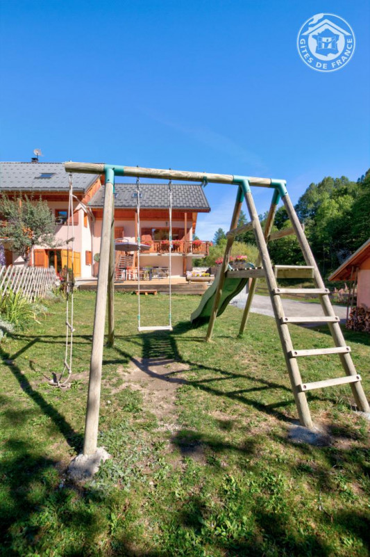 JARDIN - CHALET EAU ROUGE - VALLOIRE LES VERNEYS JARDIN - CHALET EAU ROUGE - VALLOIRE LES VERNEYS
