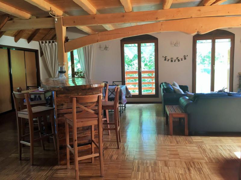 SALON - APPARTEMENT LA HAUTE PARE - VALLOIRE BONNENUIT SALON - APPARTEMENT LA HAUTE PARE - VALLOIRE BONNENUIT