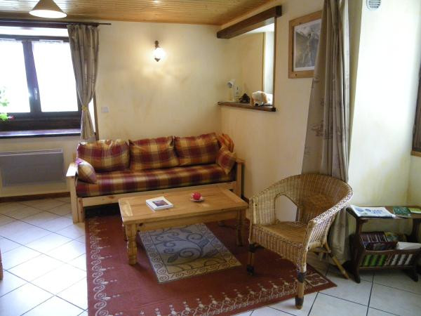 SALON - APPARTEMENT MAISON FALCOZ FRANCOIS - VALLOIRE LES VERNEYS - VALLOIRE RESERVATIONS SALON - APPARTEMENT MAISON FALCOZ FRANCOIS - VALLOIRE LES VERNEYS - VALLOIRE RESERVATIONS