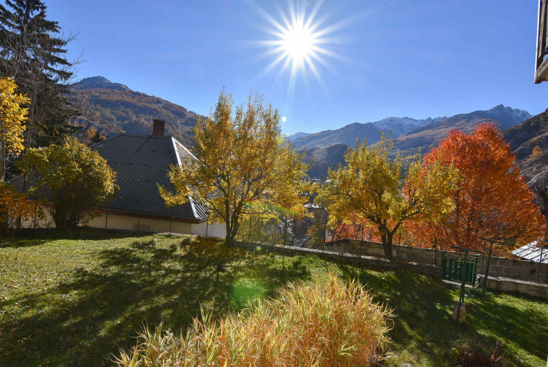 VUE - APPARTEMENT CHOSEAUX - VALLOIRE CENTRE VUE - APPARTEMENT CHOSEAUX - VALLOIRE CENTRE