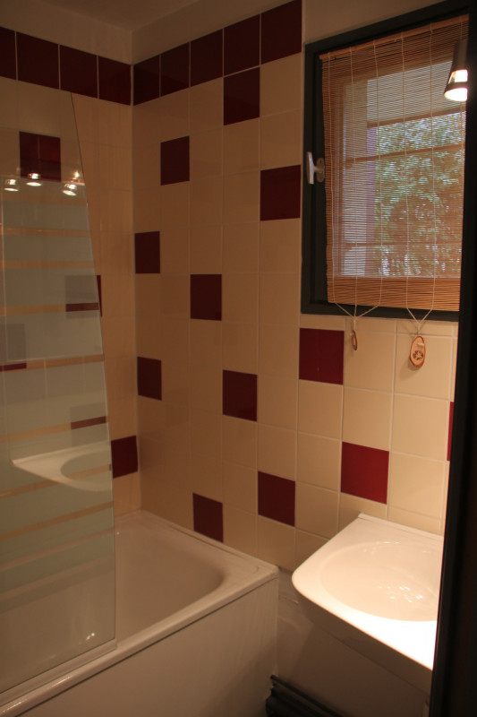 SALLE DE BAINS - APPARTEMENT PLAN SOLEIL DURBEC D2 - VALLOIRE LA GRAND VY SALLE DE BAINS - APPARTEMENT PLAN SOLEIL DURBEC D2 - VALLOIRE LA GRAND VY