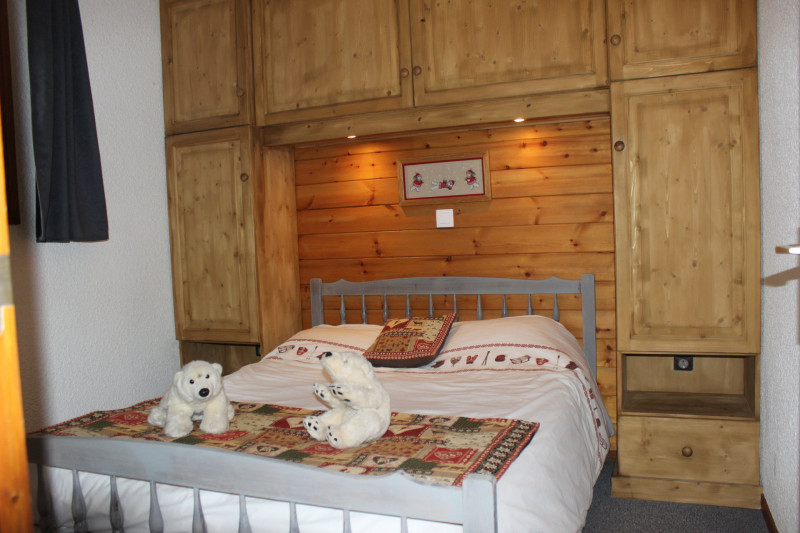 CHAMBRE -APPARTEMENT CHALET L'ANDORSE 4 - VALLOIRE LA BORGE CHAMBRE -APPARTEMENT CHALET L'ANDORSE 4 - VALLOIRE LA BORGE