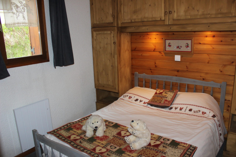CHAMBRE -APPARTEMENT CHALET L'ANDORSE 4 - VALLOIRE LA BORGE CHAMBRE -APPARTEMENT CHALET L'ANDORSE 4 - VALLOIRE LA BORGE