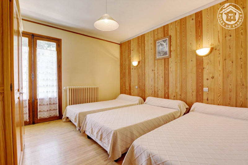 CHAMBRE - APPARTEMENT - LA BORGE - BONEAU 2 - VALLOIRE LA BORGE CHAMBRE - APPARTEMENT - LA BORGE - BONEAU 2 - VALLOIRE LA BORGE