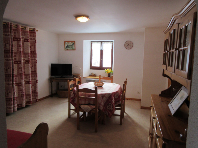 SEJOUR - APPARTEMENT MAISON MONNIER - VALLOIRE LES CHOSEAUX VILLE - VALLOIRE RESERVATIONS SEJOUR - APPARTEMENT MAISON MONNIER - VALLOIRE LES CHOSEAUX VILLE - VALLOIRE RESERVATIONS