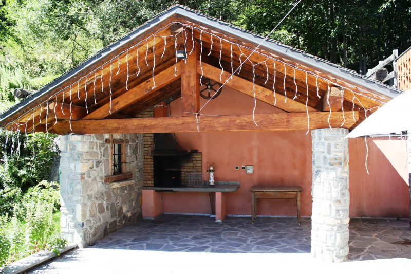 BBQ - CHALET LES ANCOLIES APPARTEMENT MYOSOTIS - VALLOIRE LES CLOTS BBQ - CHALET LES ANCOLIES APPARTEMENT MYOSOTIS - VALLOIRE LES CLOTS
