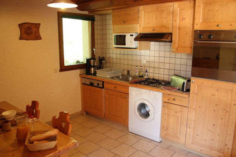 CUISINE - APPARTEMENT CHALET LES ANCOLIES ANEMONE - VALLOIRE LES CLOTS CUISINE - APPARTEMENT CHALET LES ANCOLIES ANEMONE - VALLOIRE LES CLOTS