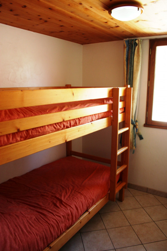 CHAMBRE - APPARTEMENT LES ANCOLIES PRIMEVERE - VALLOIRE LES CLOTS CHAMBRE - APPARTEMENT LES ANCOLIES PRIMEVERE - VALLOIRE LES CLOTS